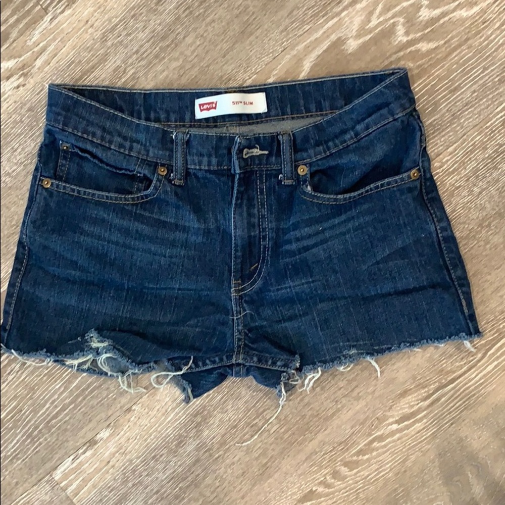 Levi’s shorts - Picture 3 of 6